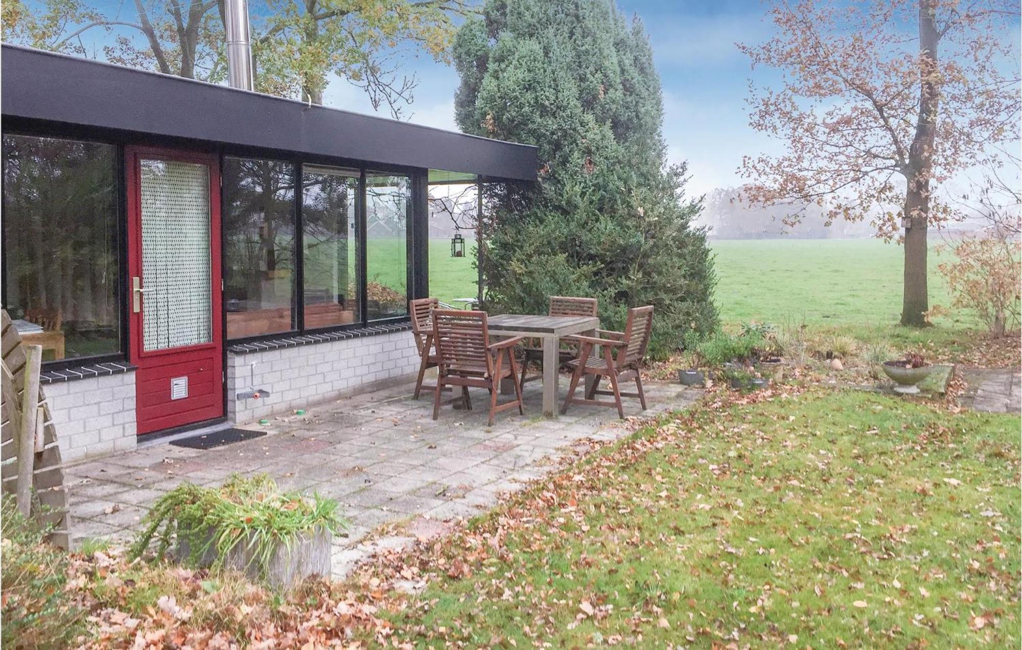 Lovely Home In Reutum With Wifi Extérieur photo